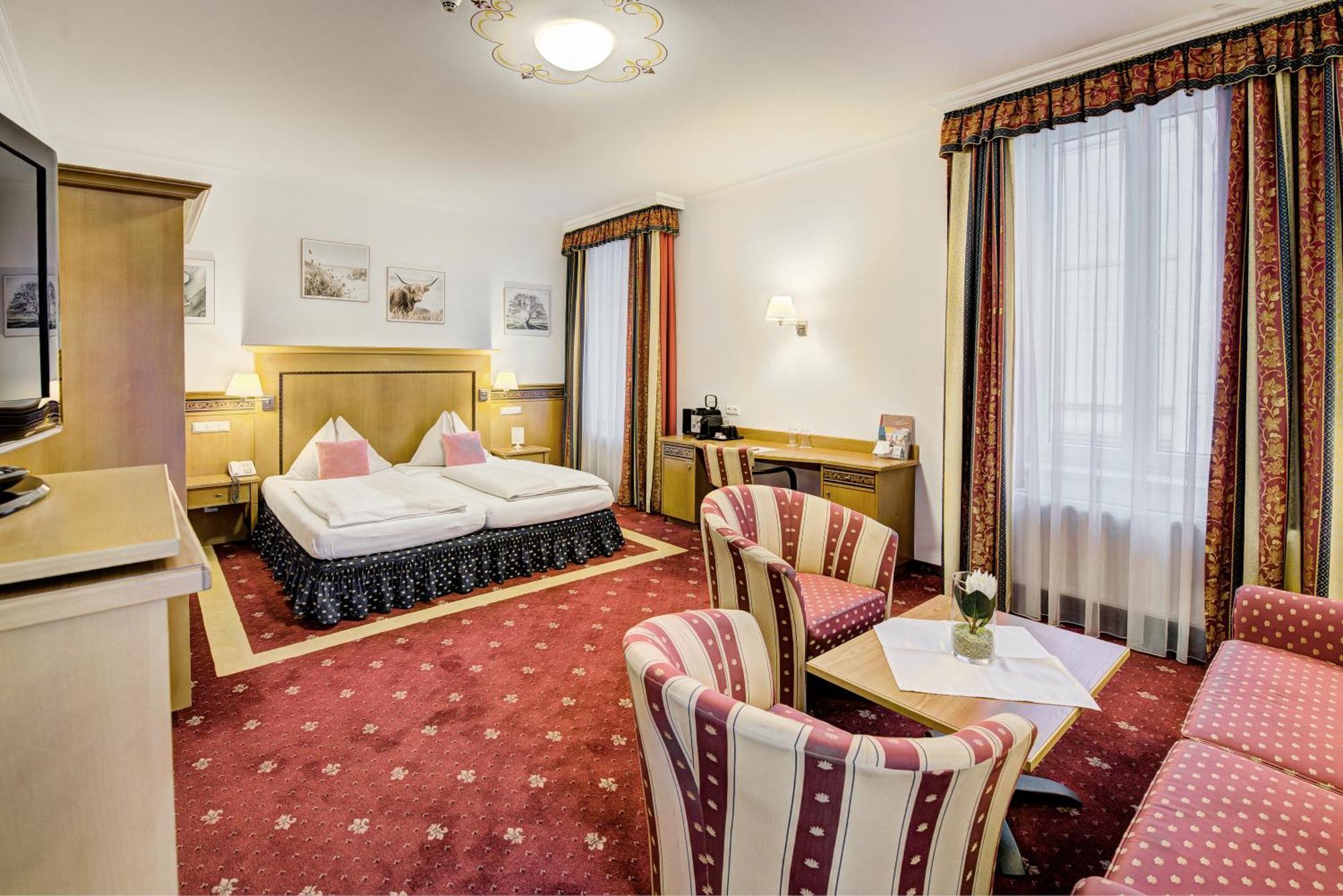 Hotel Alexandra Wels Luaran gambar